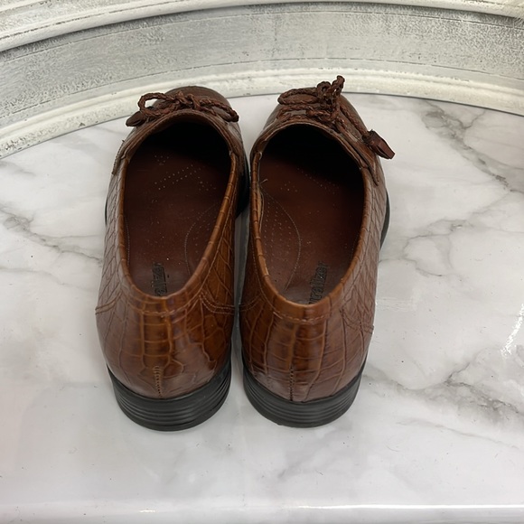 Leather loafers by Naturalizer - Picture 5 of 7